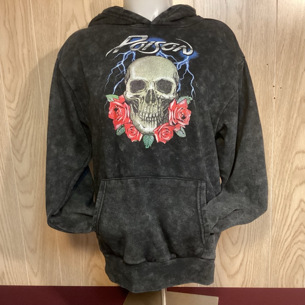 Poison women’s hoodie with skull and roses size small